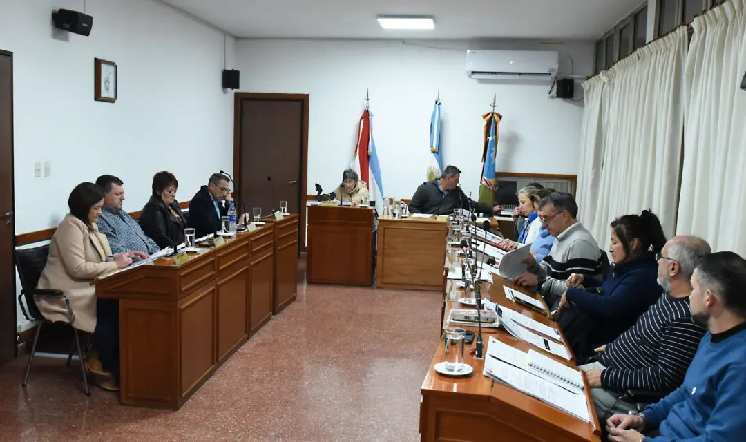 LOS TEMAS TRATADOS EN LA SESIÓN ORDINARIA DEL JUEVES 24 DE JULIO